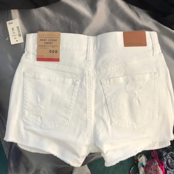 Aeropostale "Cheeky Short" White Shorts - Picture 4 of 4